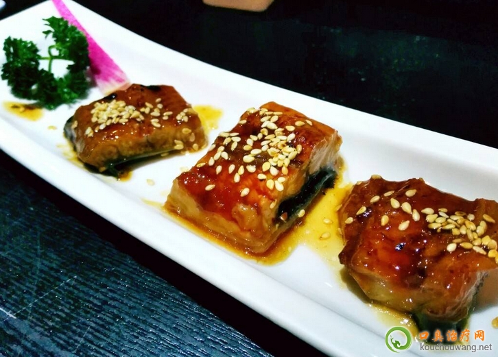 �ڳ����Գ����~