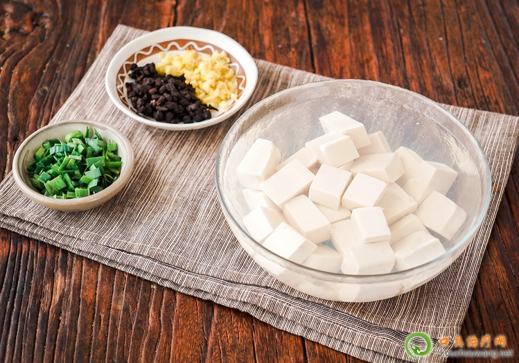 �ڳ����ԳԽ�����